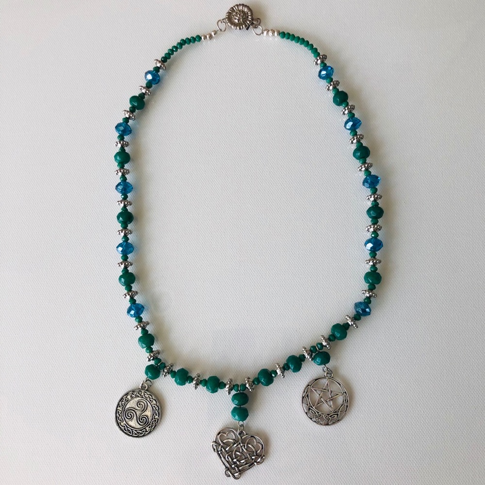 ☘️Celtic charms and crystal necklace☘️
